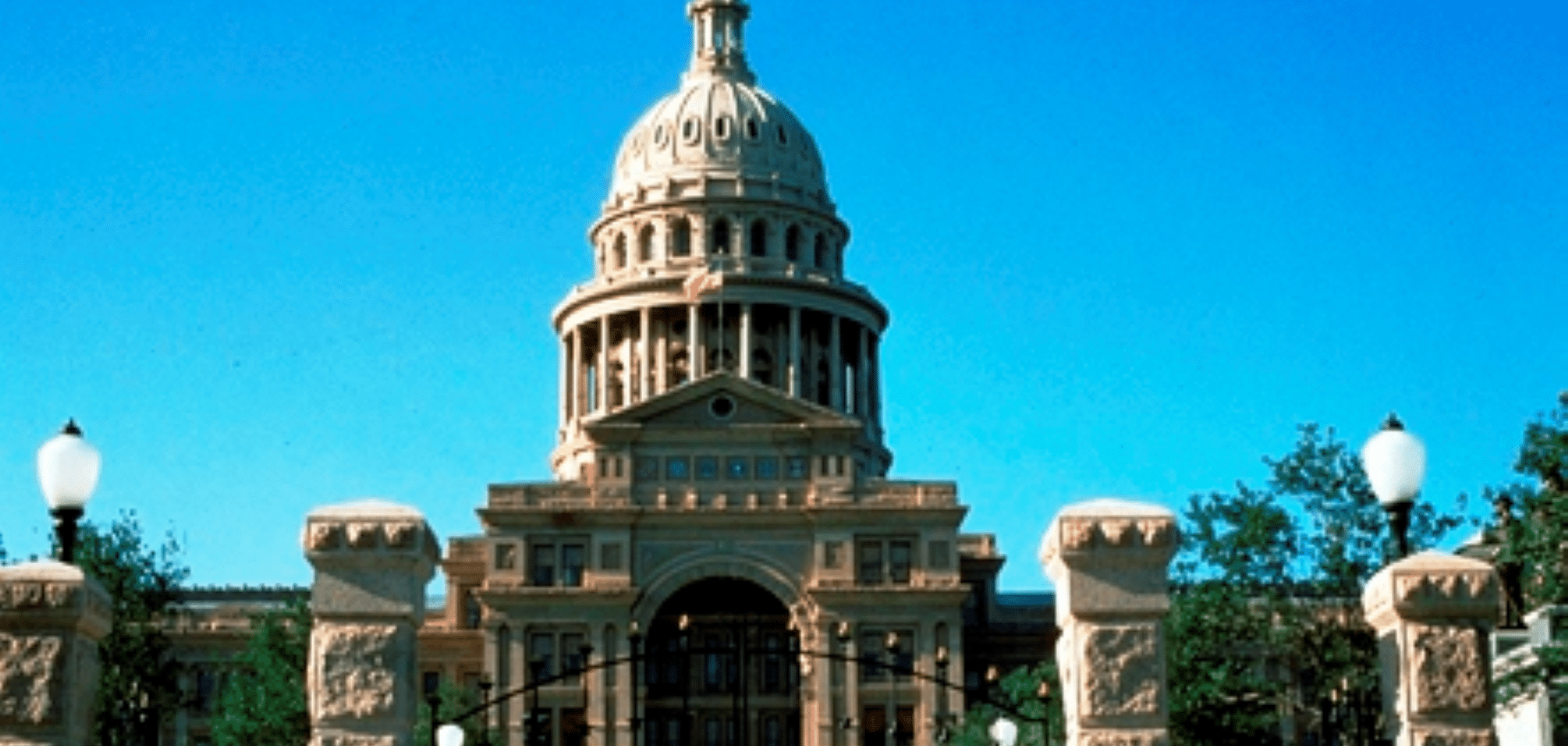 TravelTexas-Austin-Texas-State-Capitol-Front-ACVB 1800x855