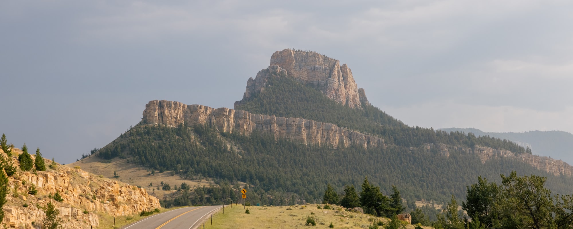 Beartooth landscape 4 CREDIT Cody Yellowstone-2000X800