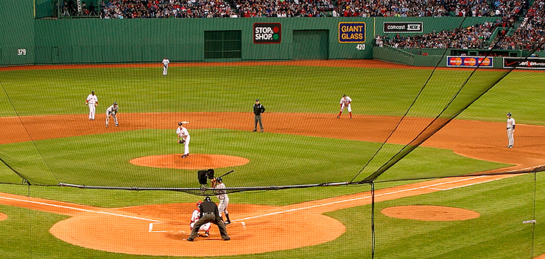 Massachusetts-MassachusettsCVB-Massachusetts-Fenway-Park-By-Sarah-Musumeci MOTT 1800 855