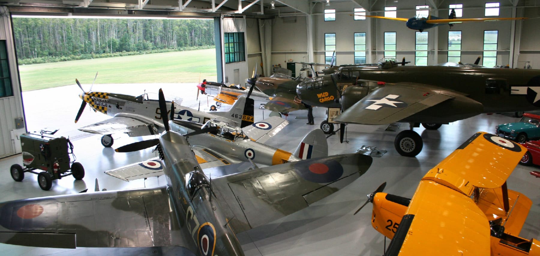 Military Aviation Museum Planes (1)-1800x855