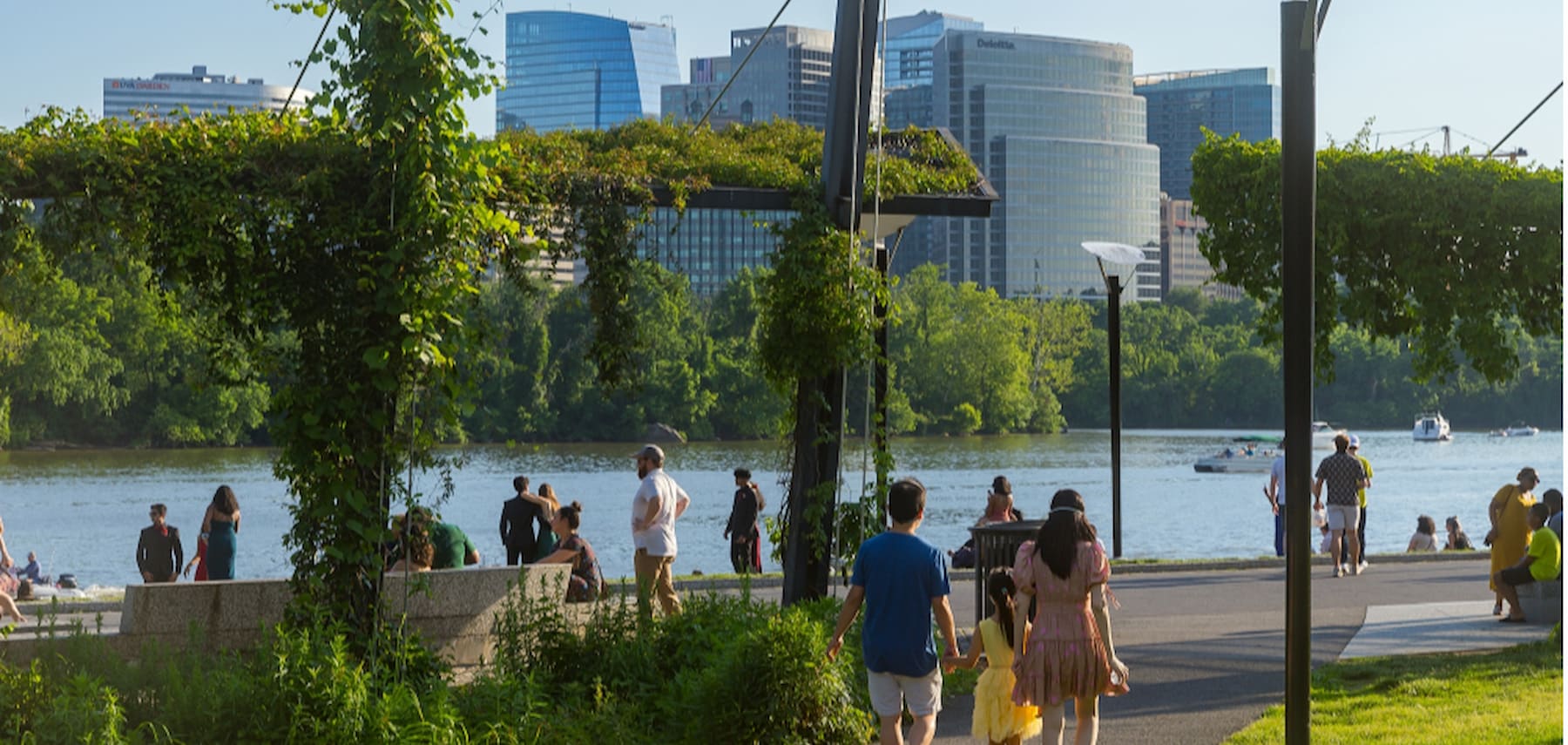 Georgetown Waterfront Park courtesy of washington 1800 855