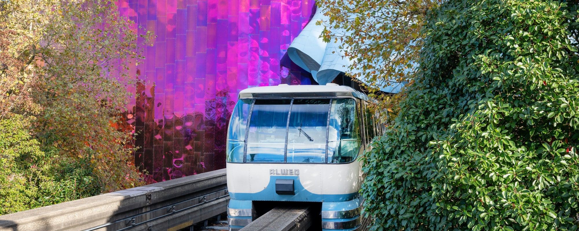 Question 8_Seattle Monorail (crédit Rachael Jones_Visit Seattle)-2000x800