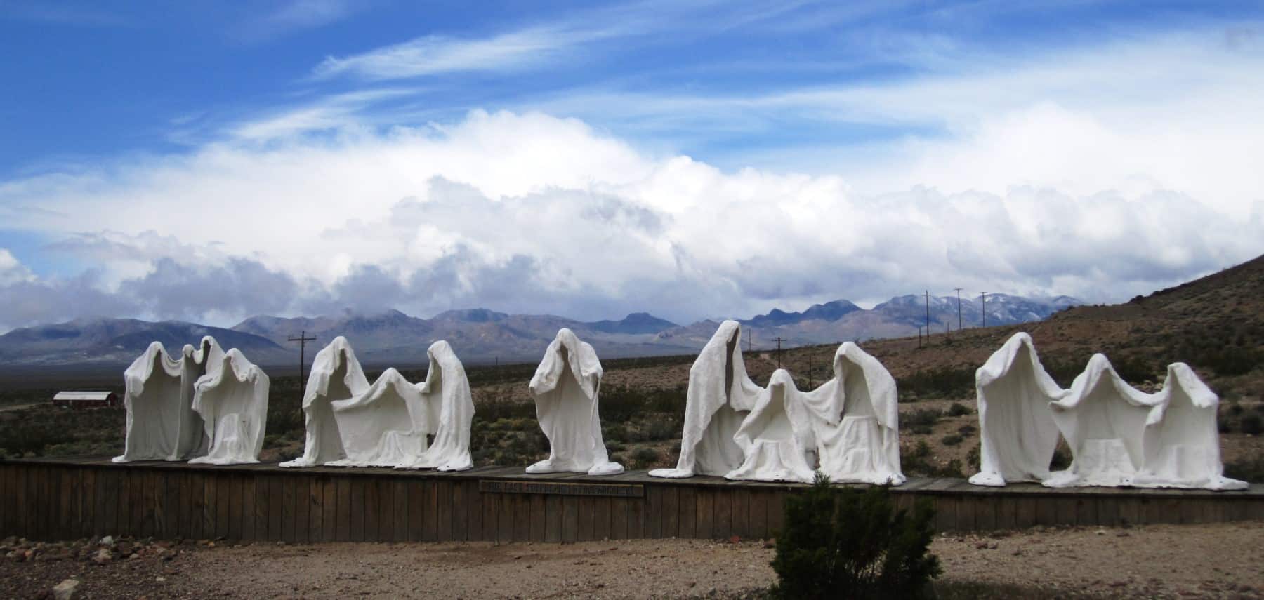 Goldwell Open Air Museum - Rhyolite HR 1800
