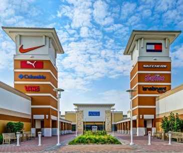Image : Grand Prairie Premium Outlets
