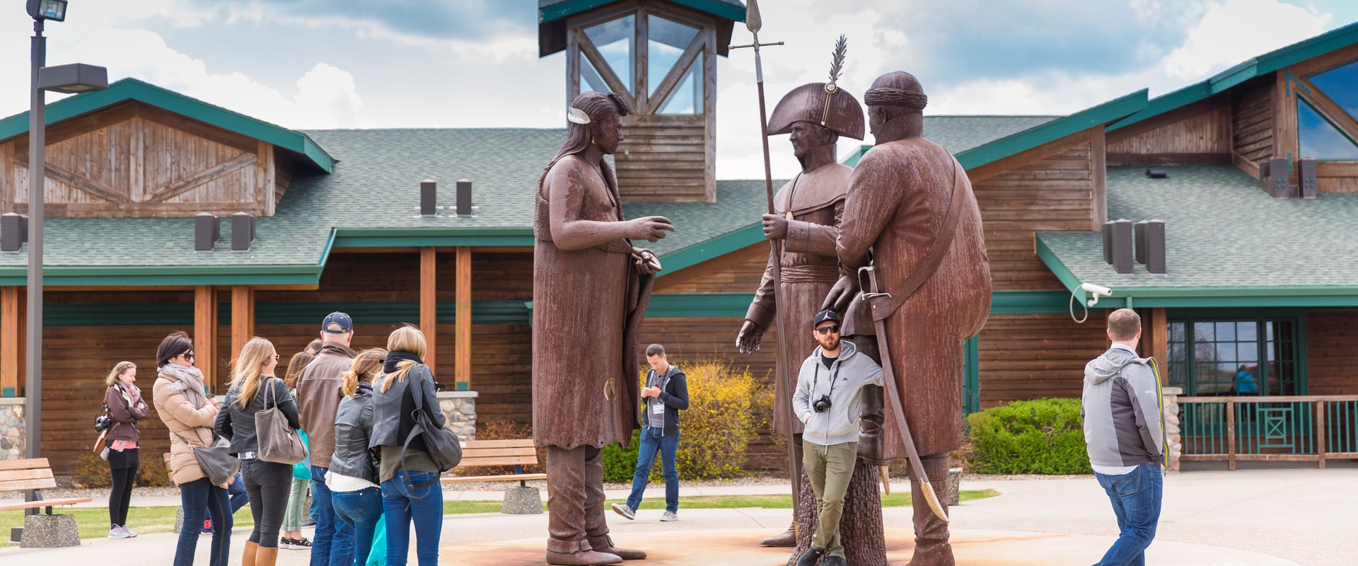 Lewis, Clark and Sheheke Statues.