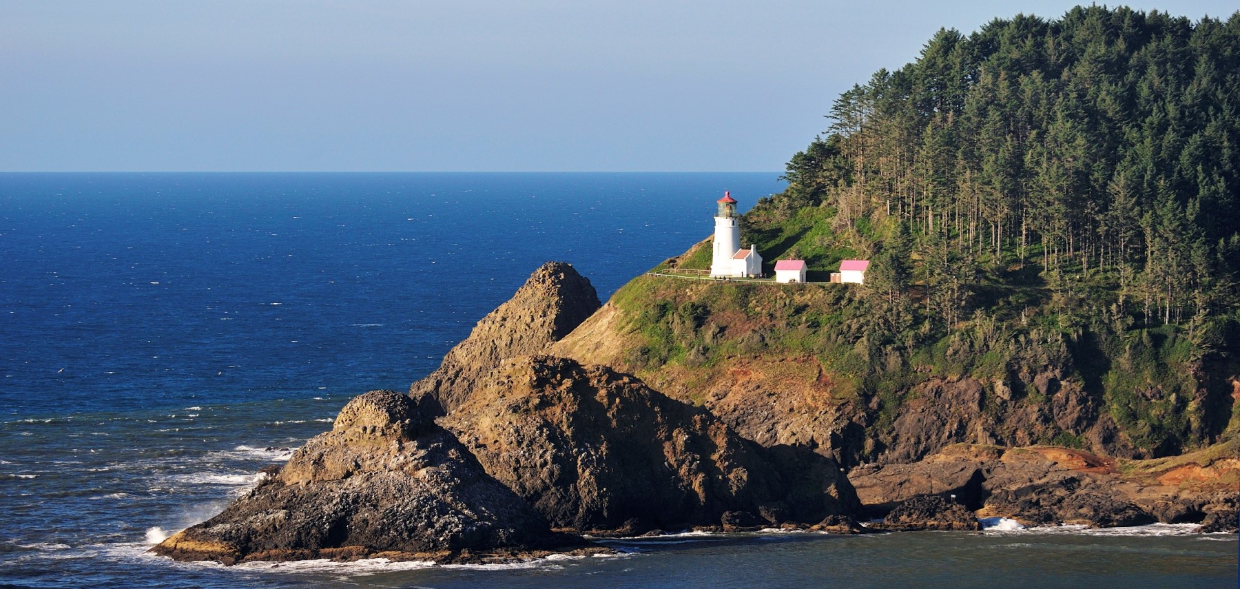 Ligthhouse-Oregon-Coast