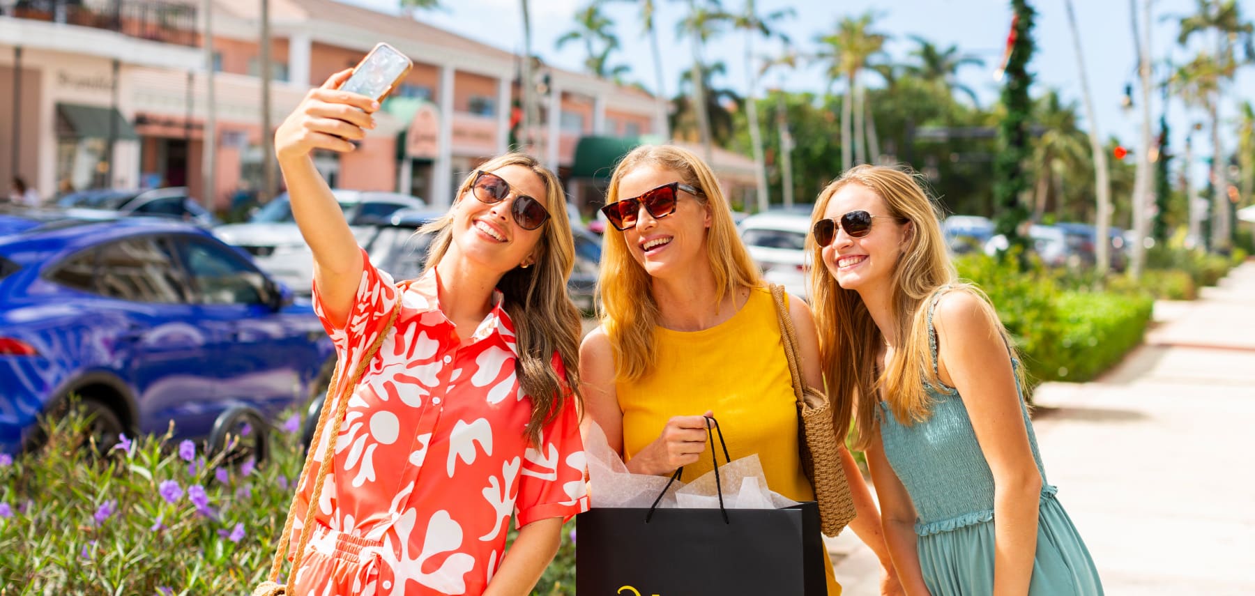 1800x855Naples_5th_Avenue_Shopping_2024_Folklore_31 Feels Like Naples-1