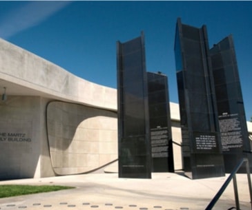 Image : Los Angeles Museum of Holocaust