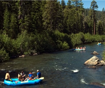Image : Rafting sur la rivière Truckee