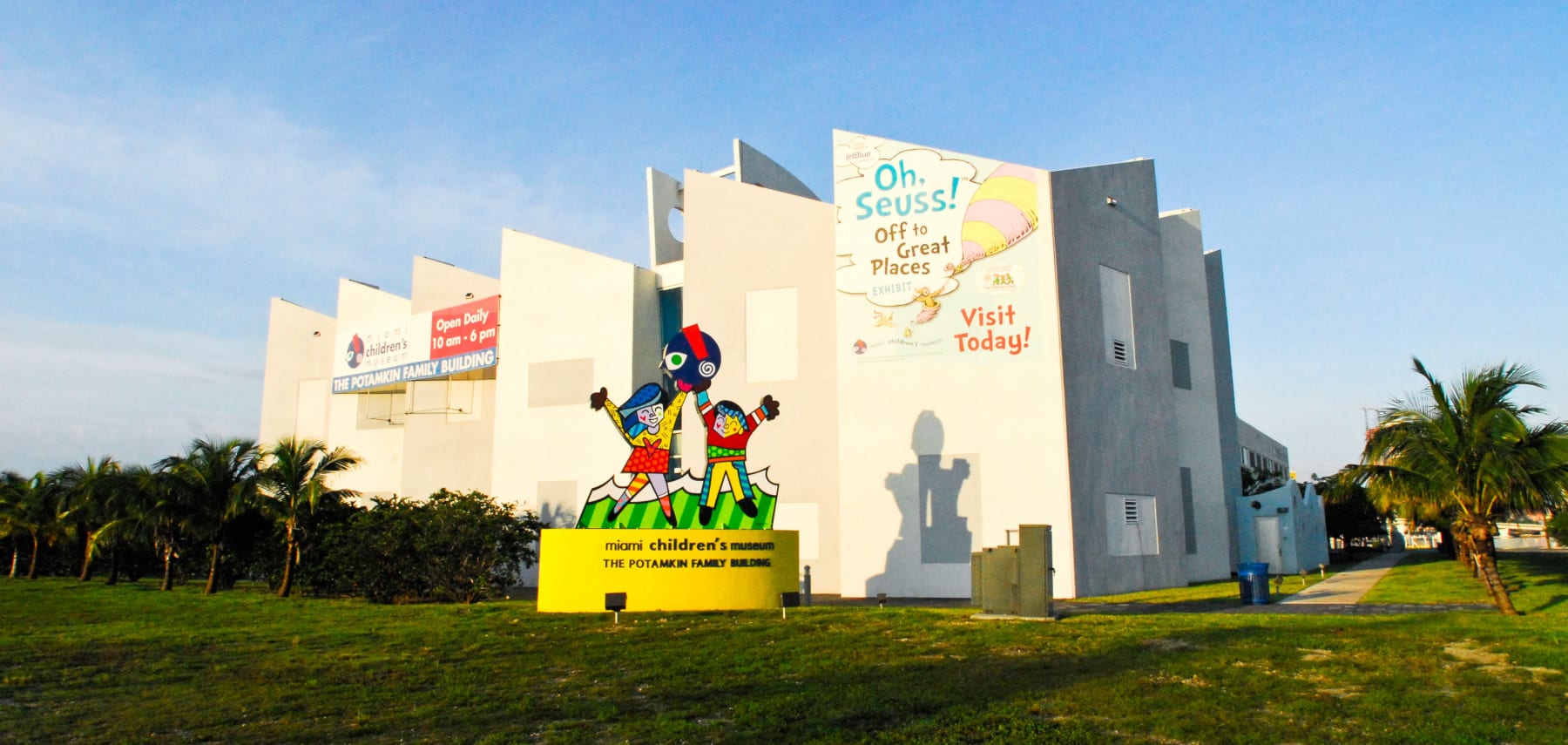 Downtown-Miami-Miami-Childrens-Museum-side-exterior-1