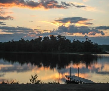 Image : Lake Metigoshe State Park