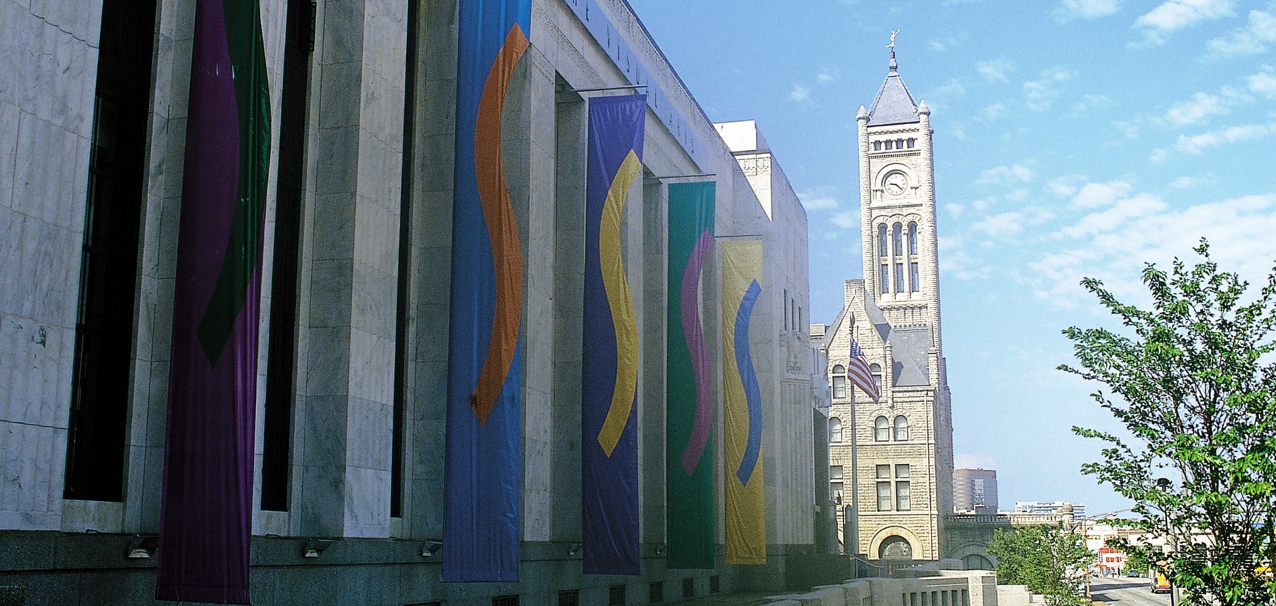 Tennessee-Frist-Center-for-the-Visual-Arts-By-Scott-Thomas