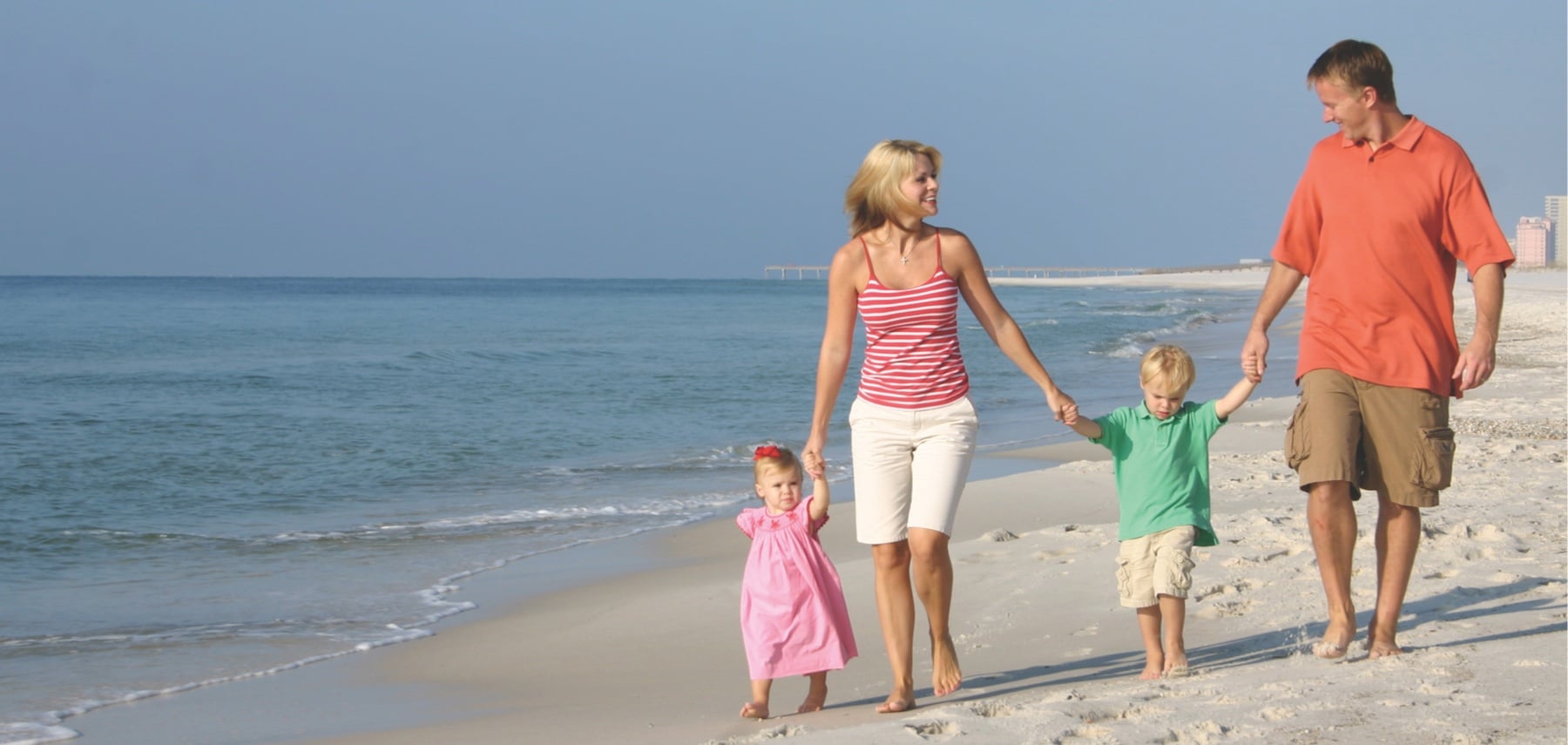 GulfShoresBeachYoungFamilyOfFour