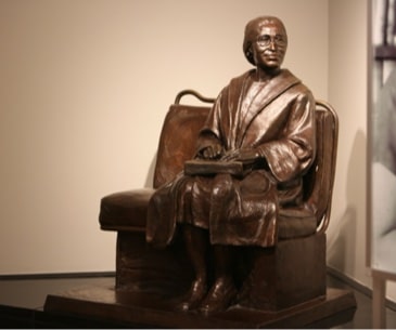 Image : Rosa Parks Library & Museum