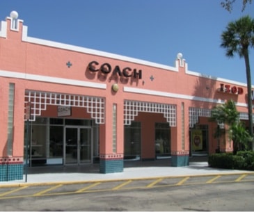 Image : Naples Outlet Center