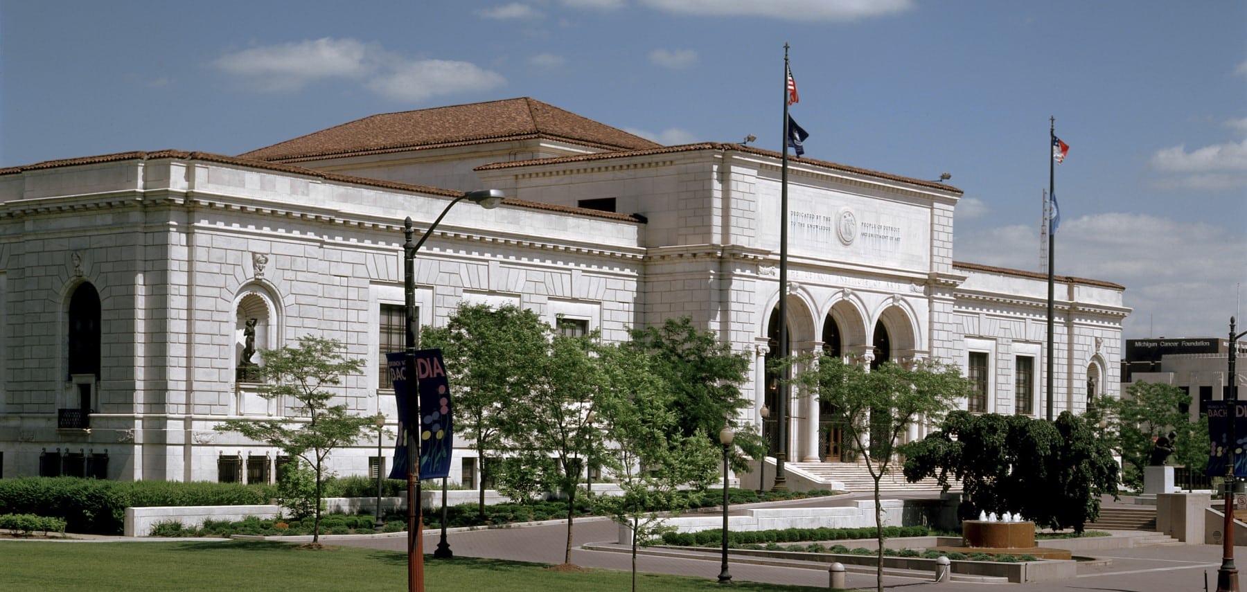Michigan DIA_image-5building-PhotoCredit-Detroit_Institute_of_Arts-1800