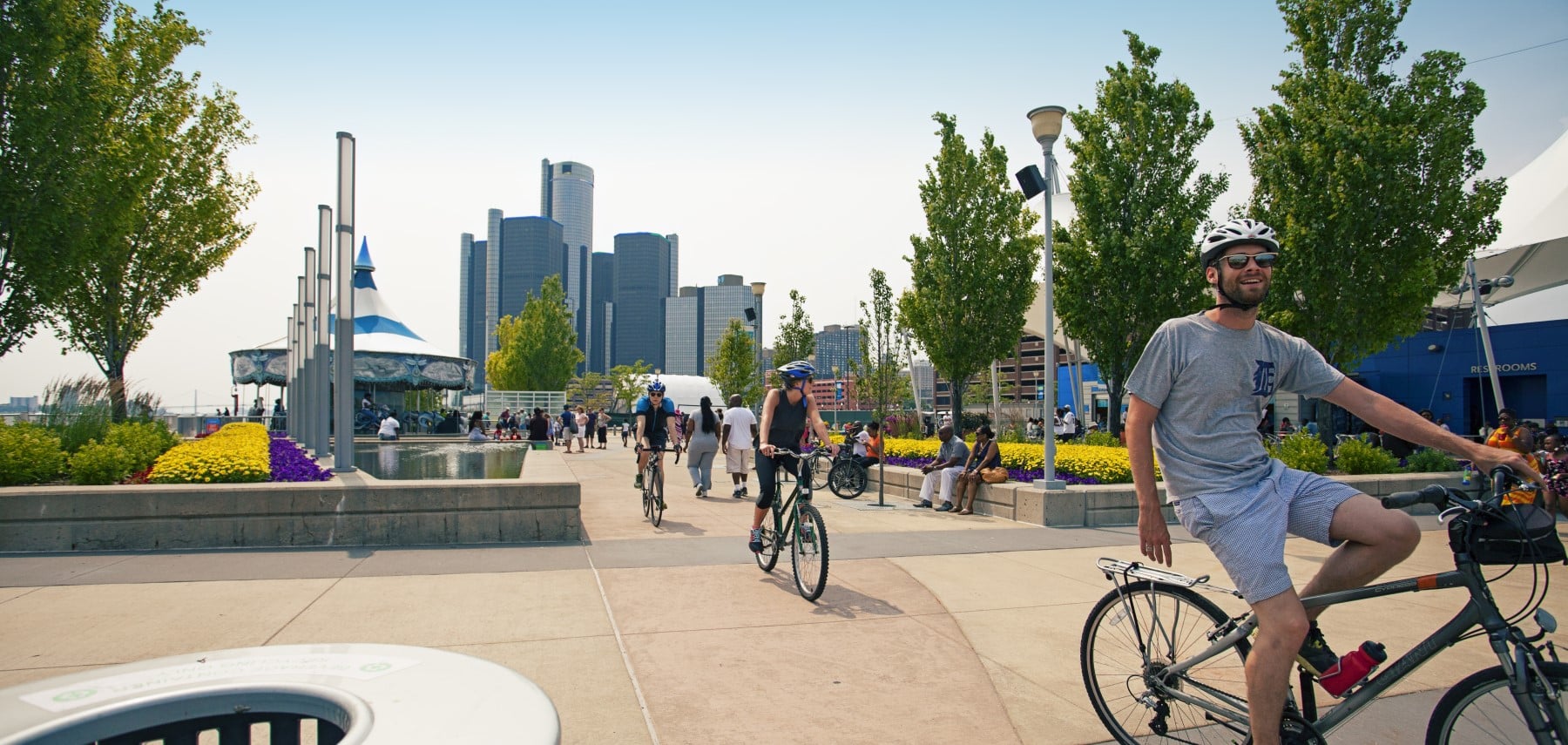 Michigan Detroit Bike-RivardPlaza-Bowen_8516 1800