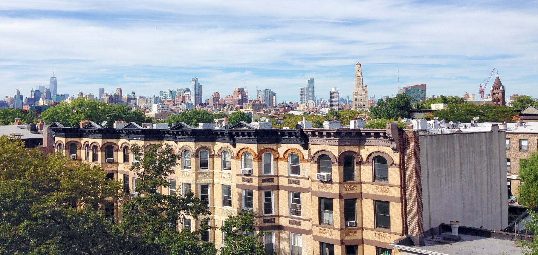 New-York-Brooklyn-5th-Av-in-Northern-Park-Slope