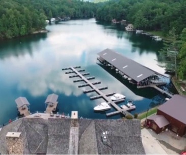 Image : LaPrade's Marina on Lake Burton