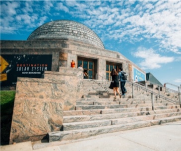 Image : Adler Planetarium