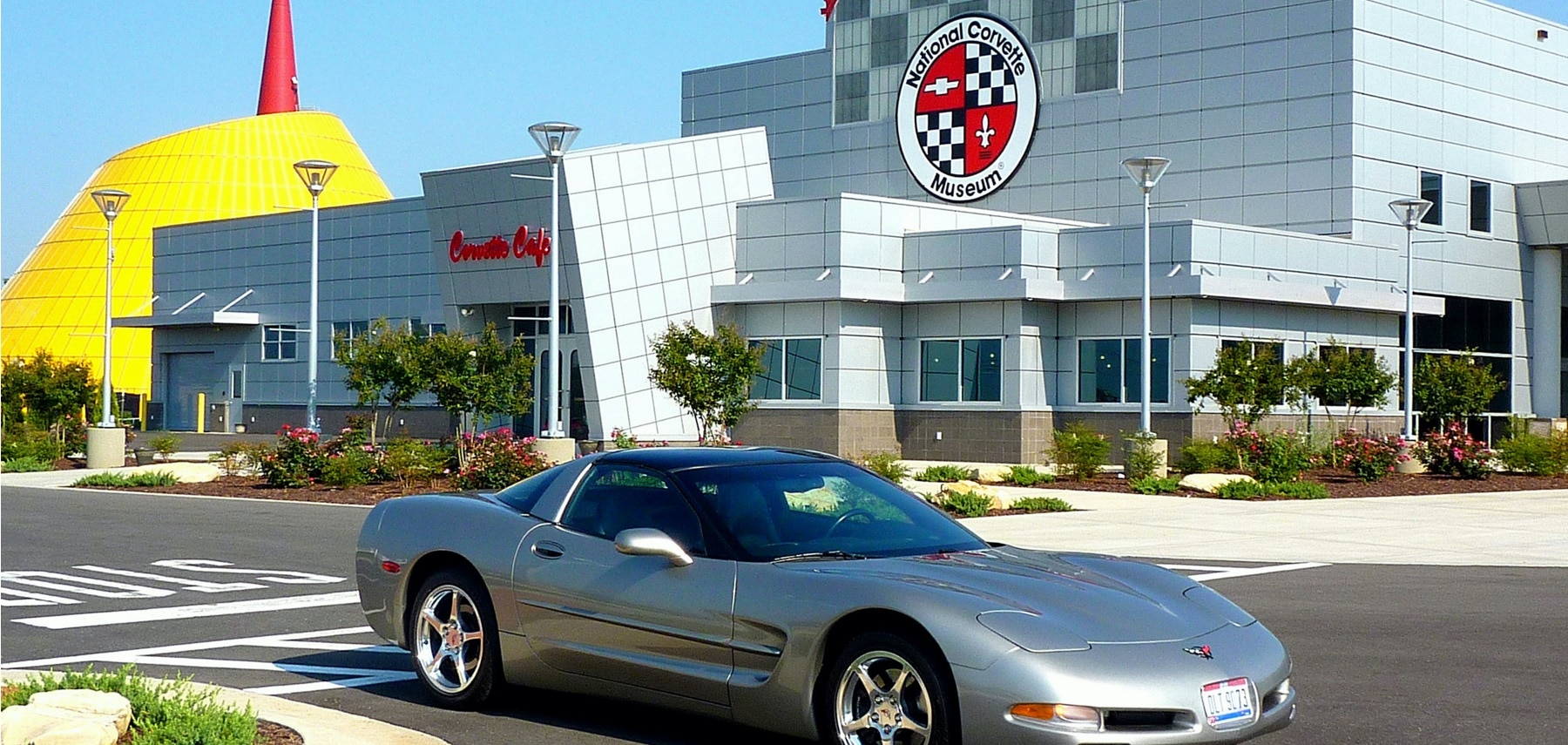 Kentucky-National-Corvette-Museum