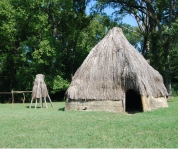 Image : Grand Village of the Natchez Indians