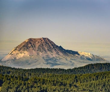 Image : Bear Butte State Park