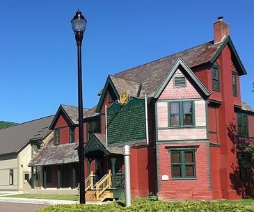 Image : Waterbury