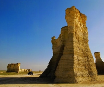 Image : Monument Rocks