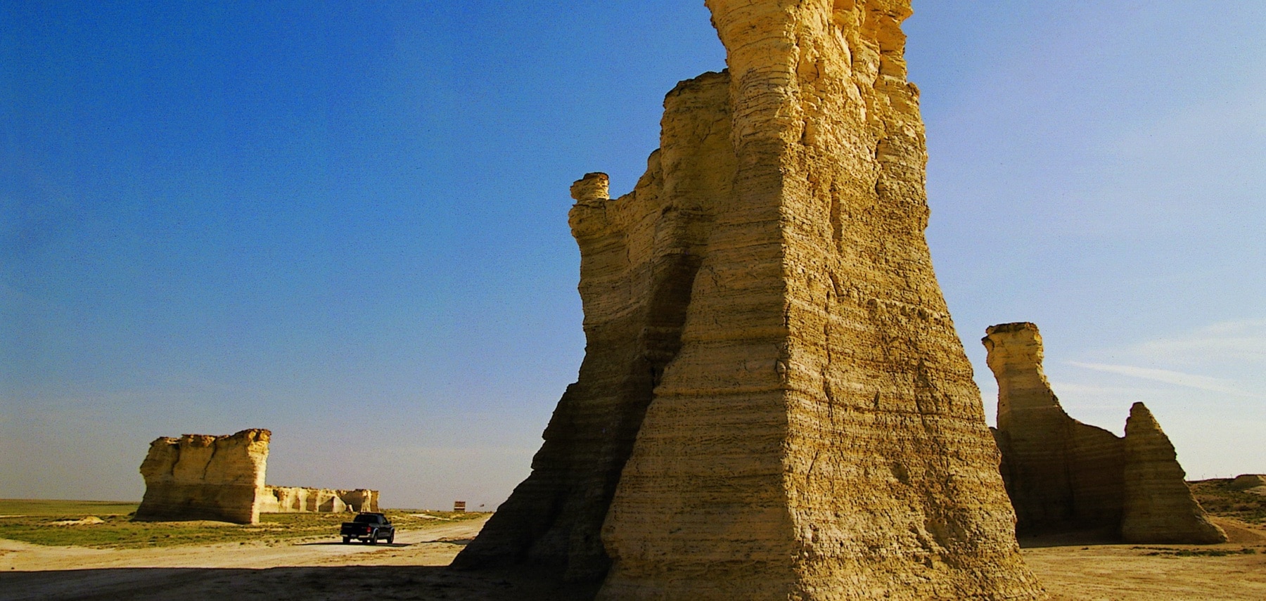 Kansas-Monument-Rocks