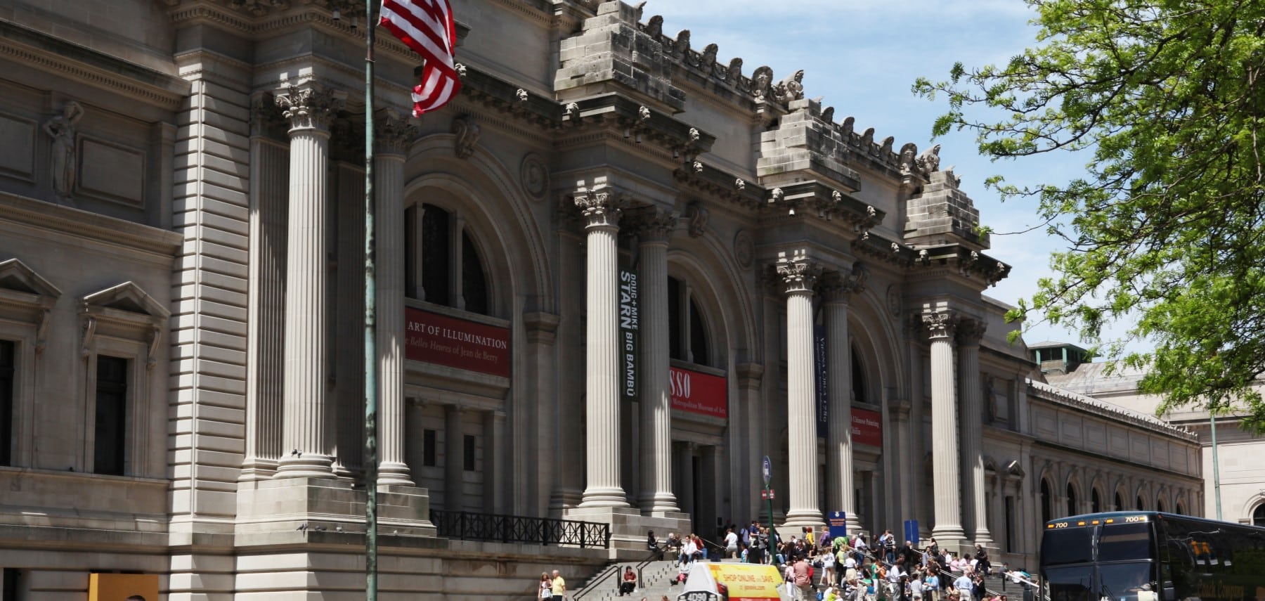 New-York-Metropolitan-Museum-of-Art-marley-white