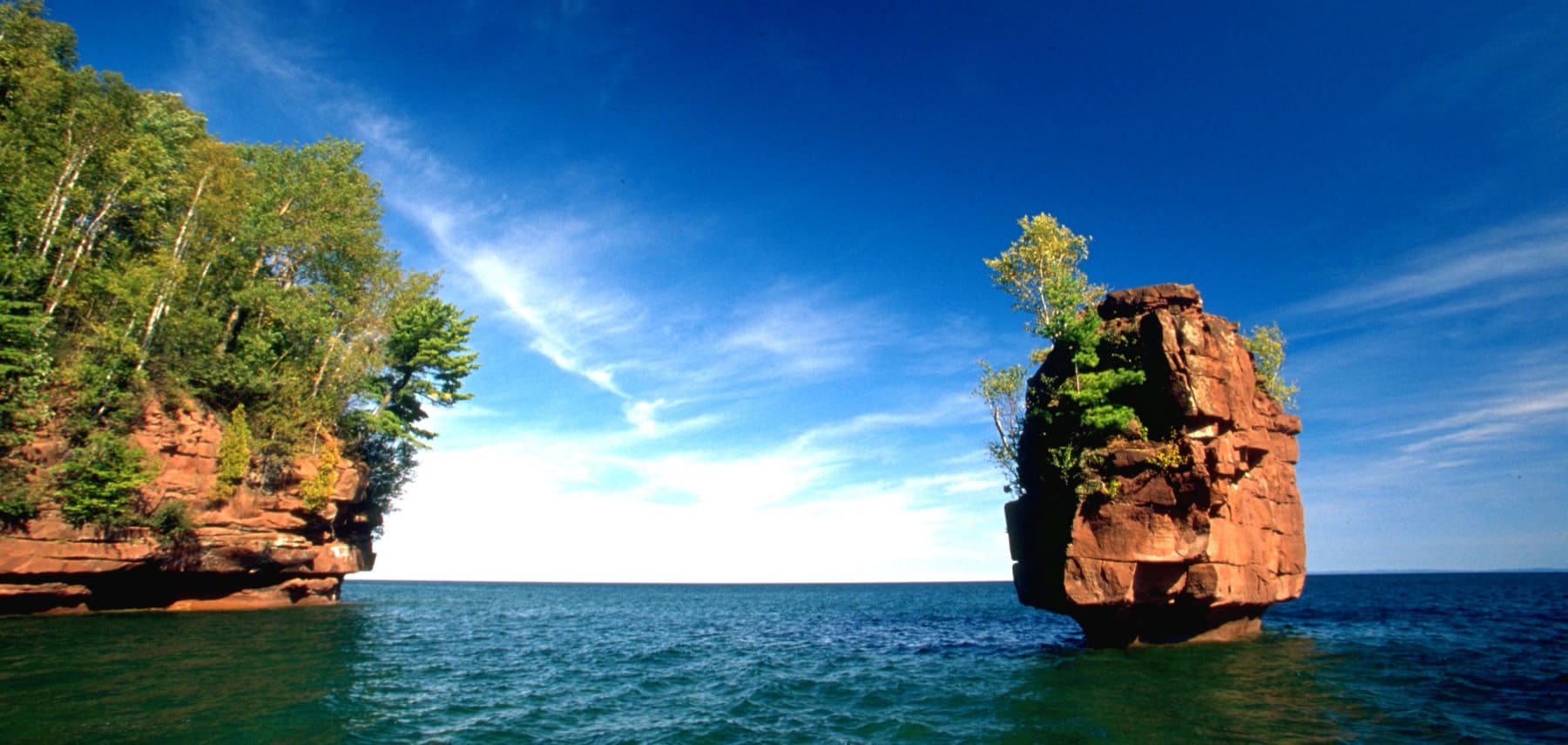 Wisconsin-Apostle-Islands-National-Seashore