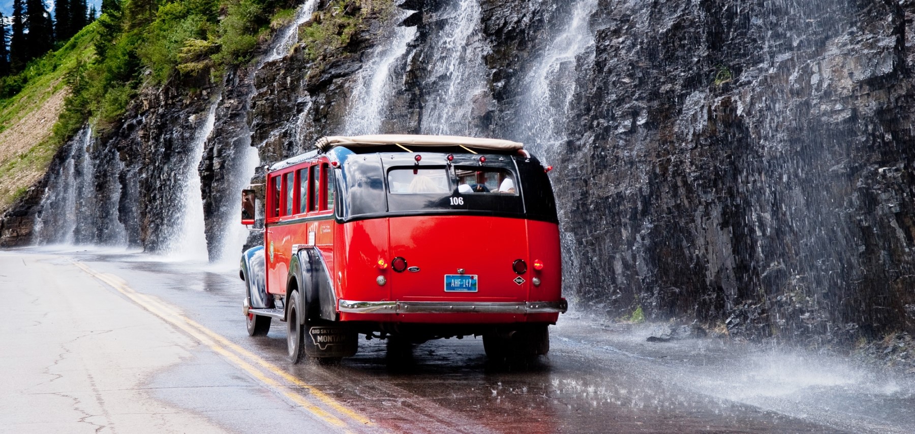 Montana-Red-bus-tours-Glacier-National-Park