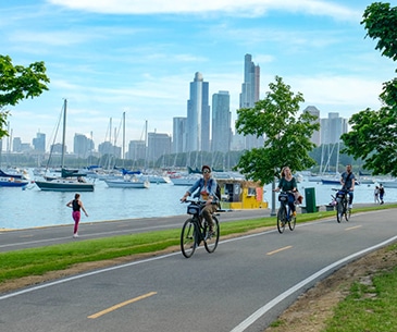 Image : Les bords du Lac Michigan à vélo