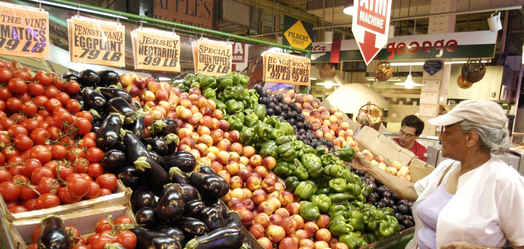 Pennsylvanie-PhiladelphiaConvention&VisitorsBureau-Philadephia-Reading-terminal-market-Photo-by-Larry-Laszlo-2