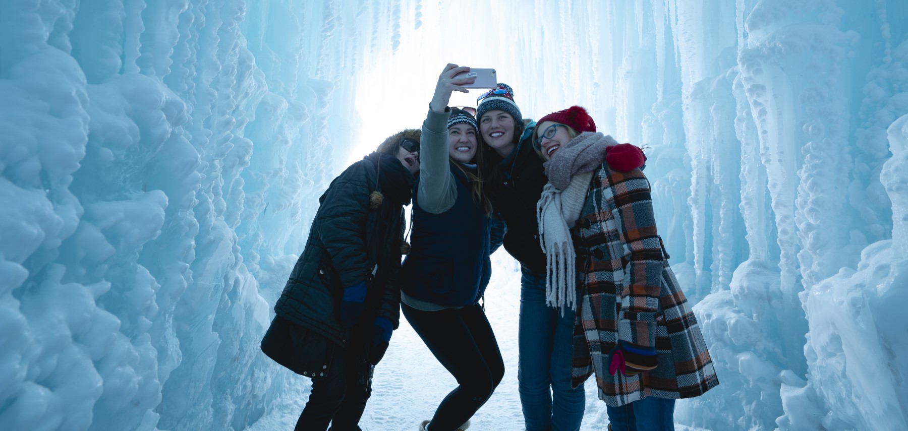 heber-valley_ice-castles-2_aj-mellor_1800