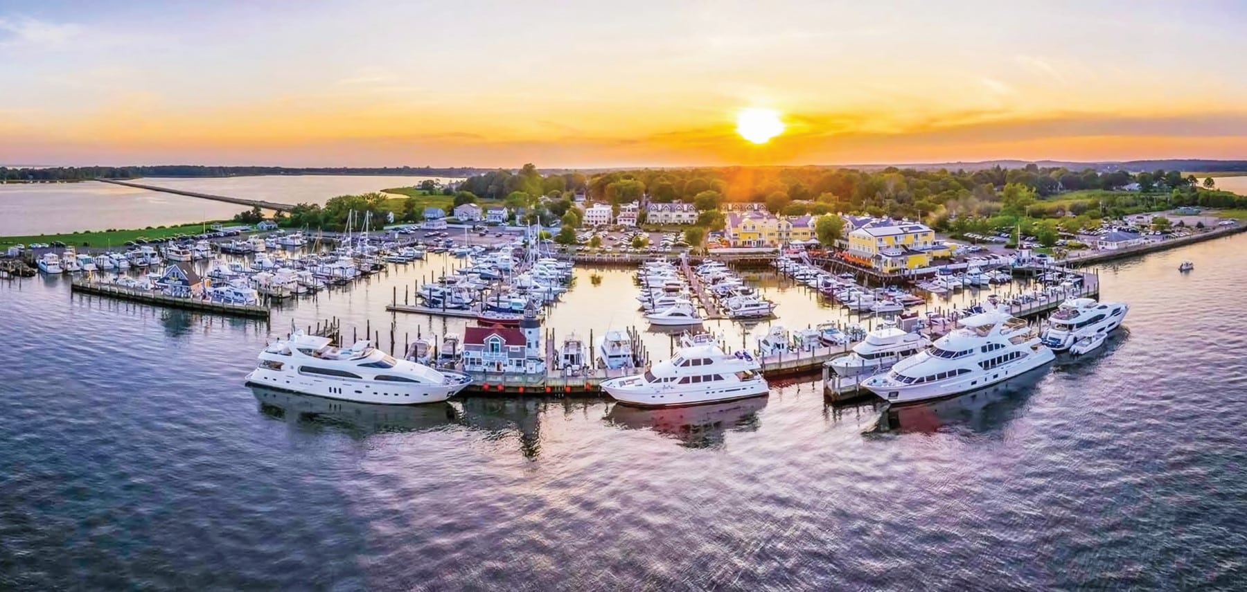 Connecticut marina 1800