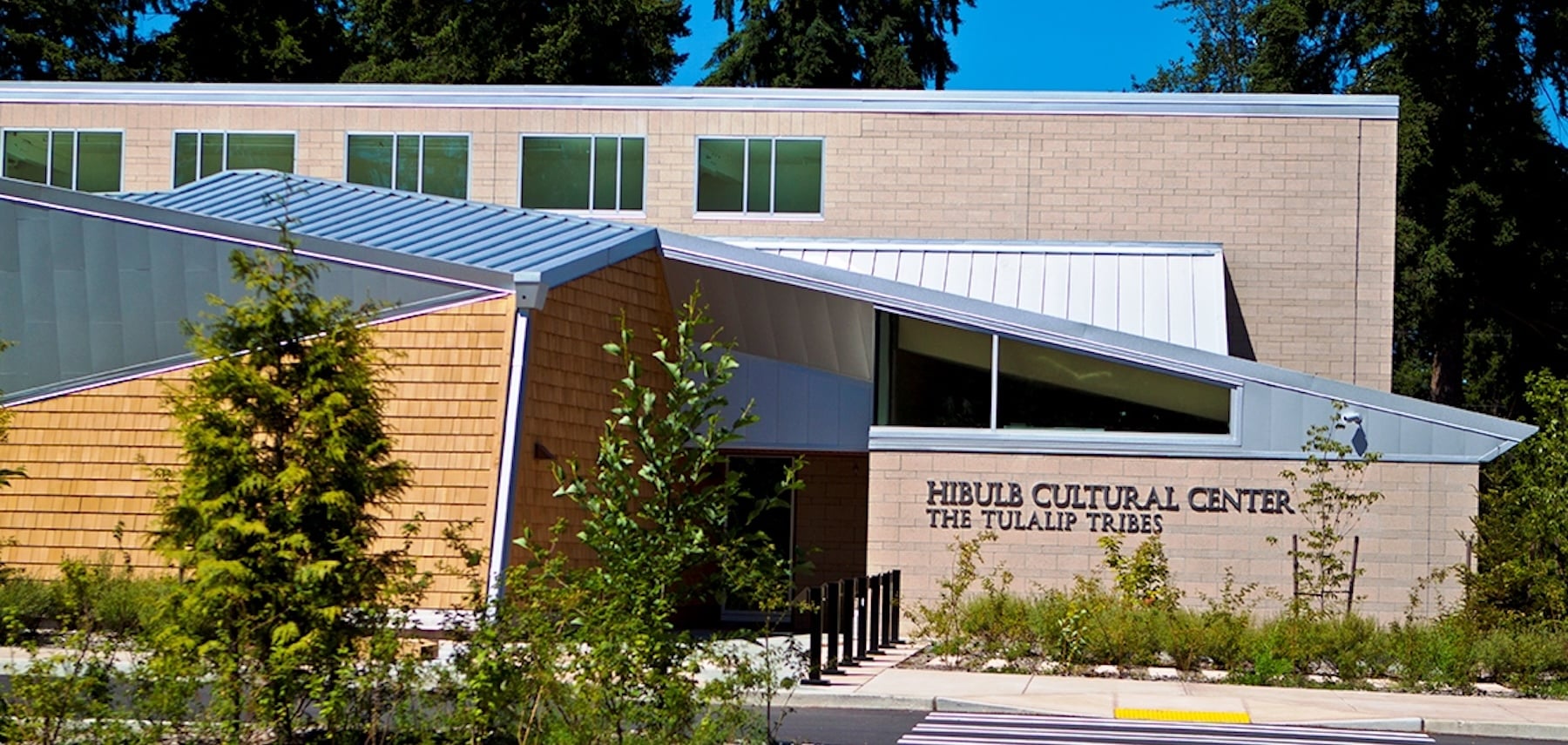 WashingtonCVB-Hibulb-Cultural-Center 1800X855