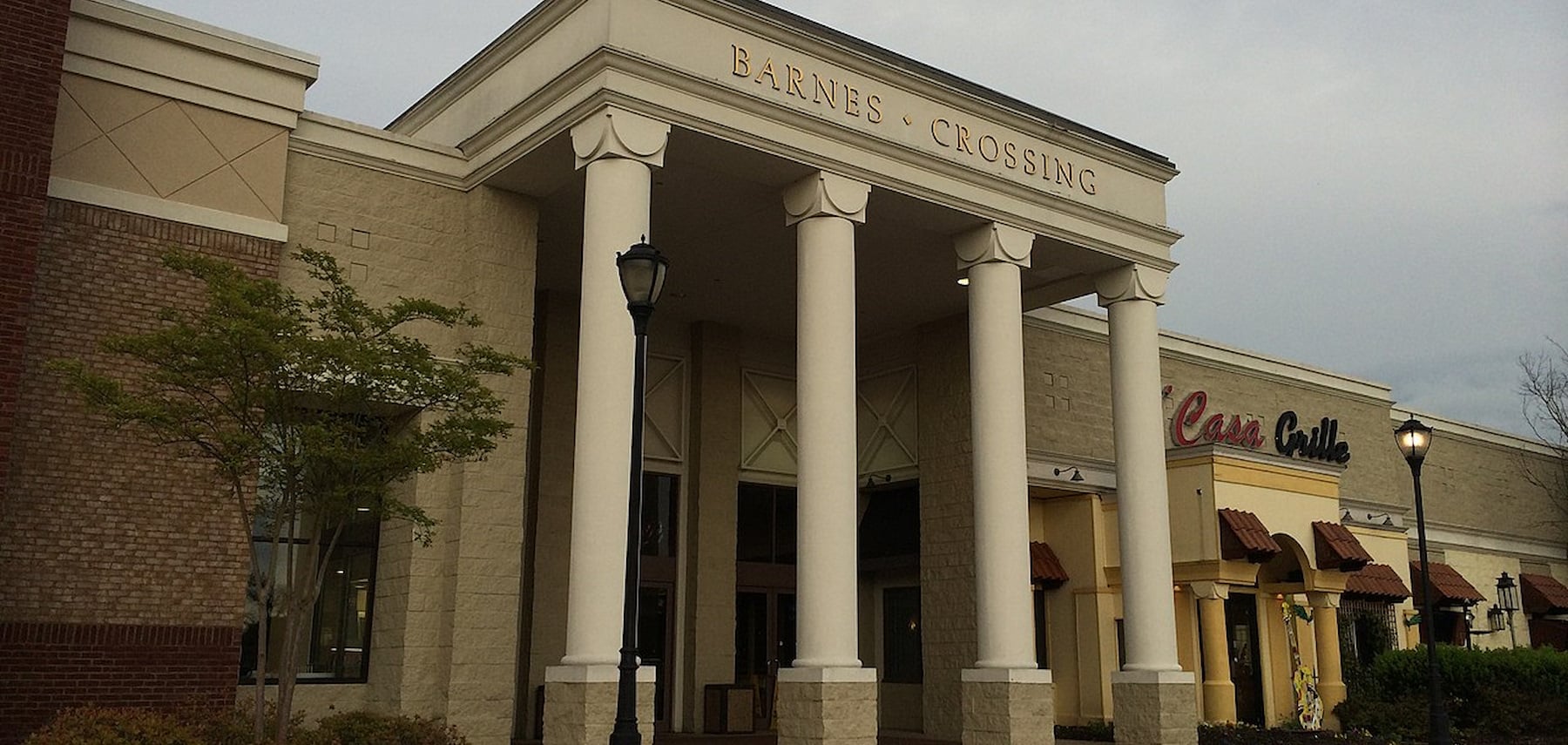 Barnes_Crossing_Mall_Tupelo,_MS_ 1800 855