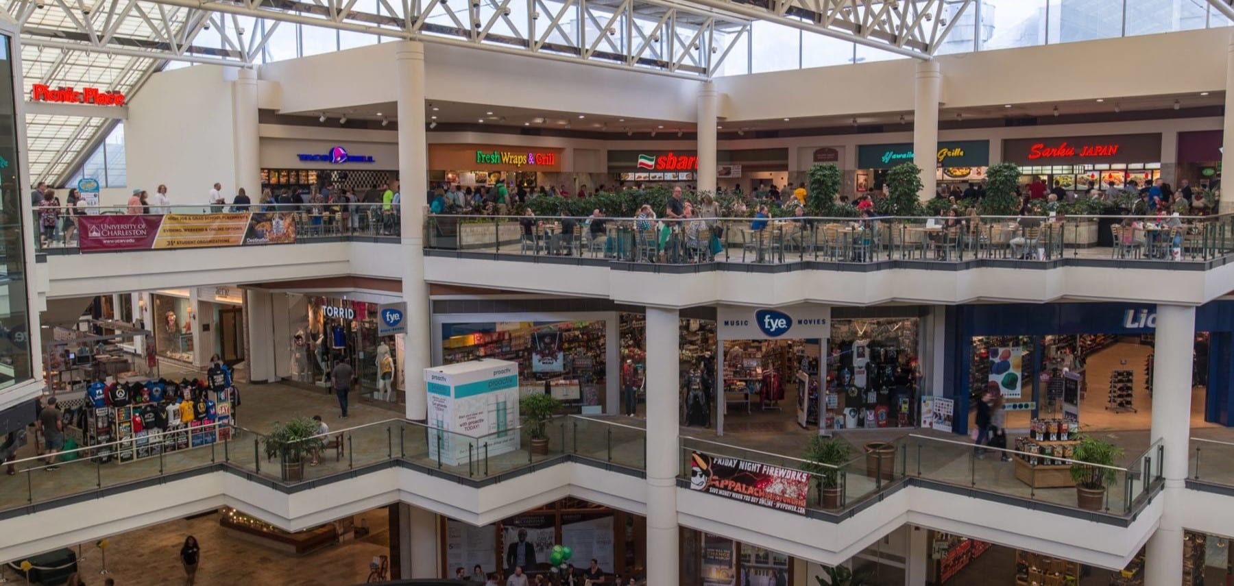 West Virginia - Charleston Town Center Mall 1800