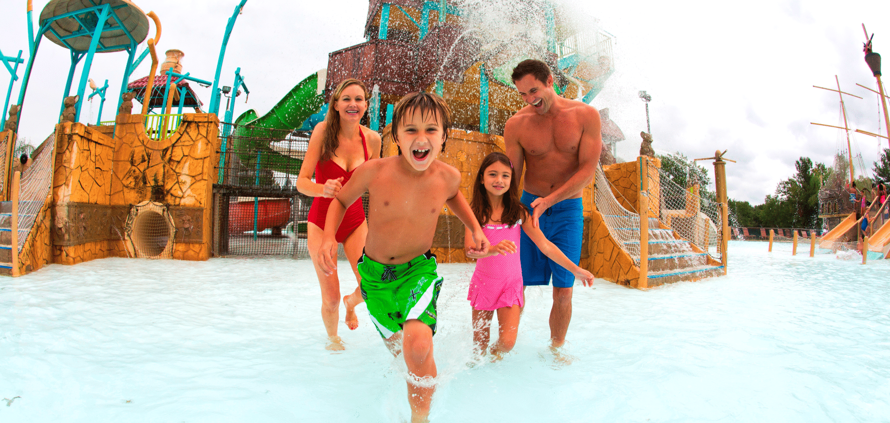 CapitalRegionUSA-Six-Flags-America-theme-park 1800x855