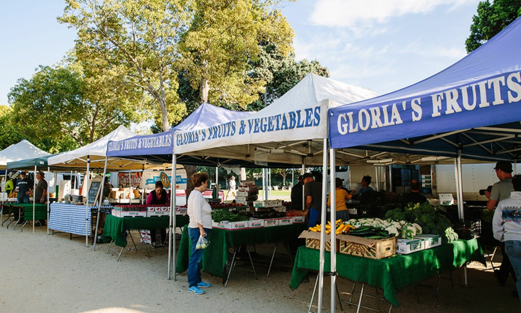 Pico-Blvd-Farmers-Market-Santa-Monica-1-1800x855_9D99BADD-5056-BFCE-A85A9B4E2A752621-9d99b9005056bfc_9d99c2a4-5056-bfce-a8ddf5946d60946b