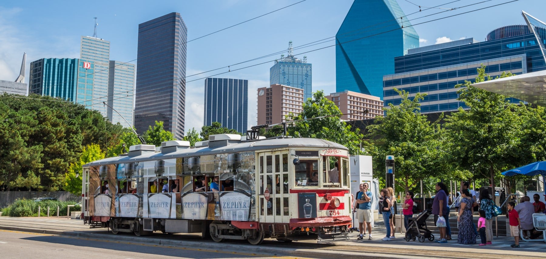 Dallas-Transportation-McKinney-Avenue-Trolley-1800