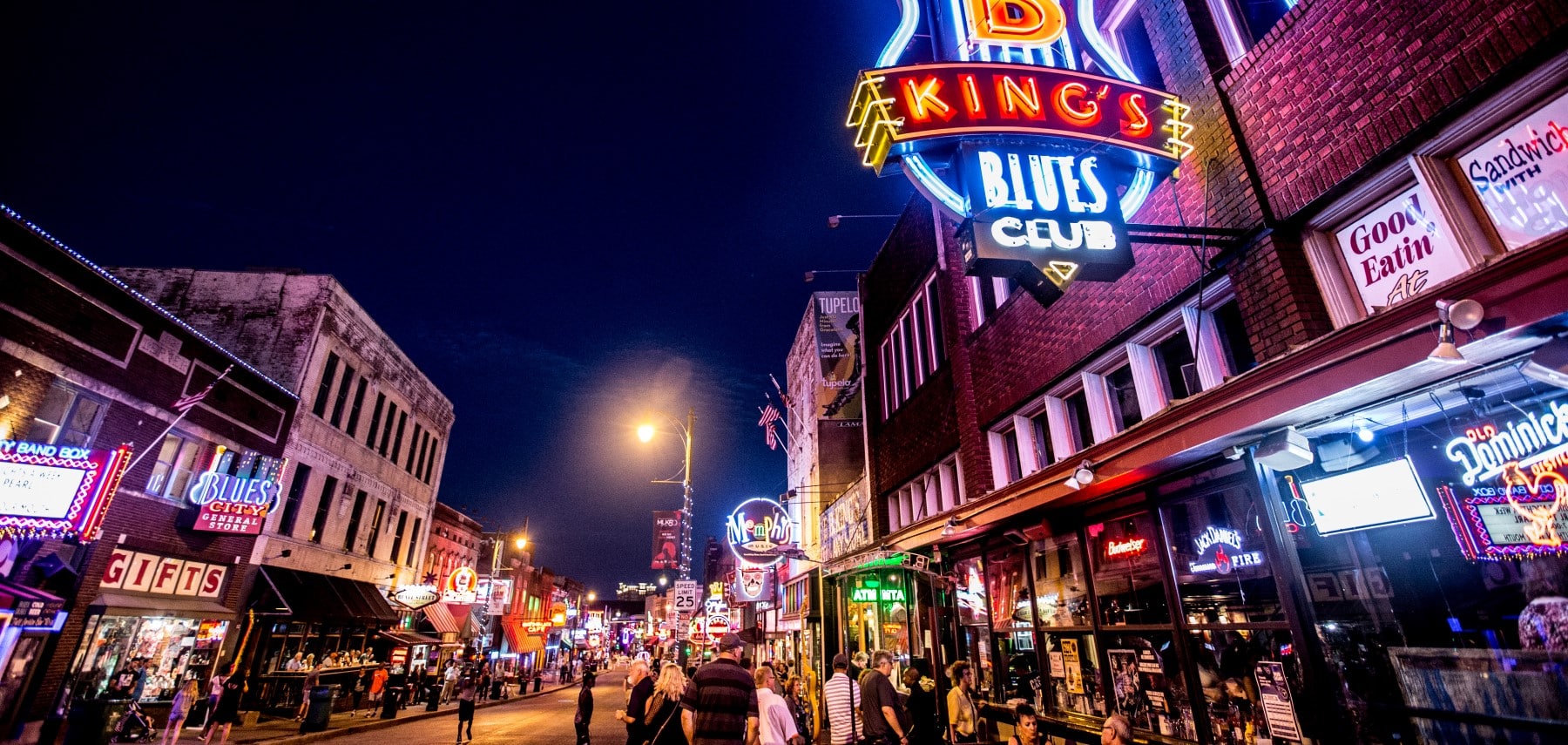 Memphis Mississippi Beale neon 4 Craig Thompson 1800