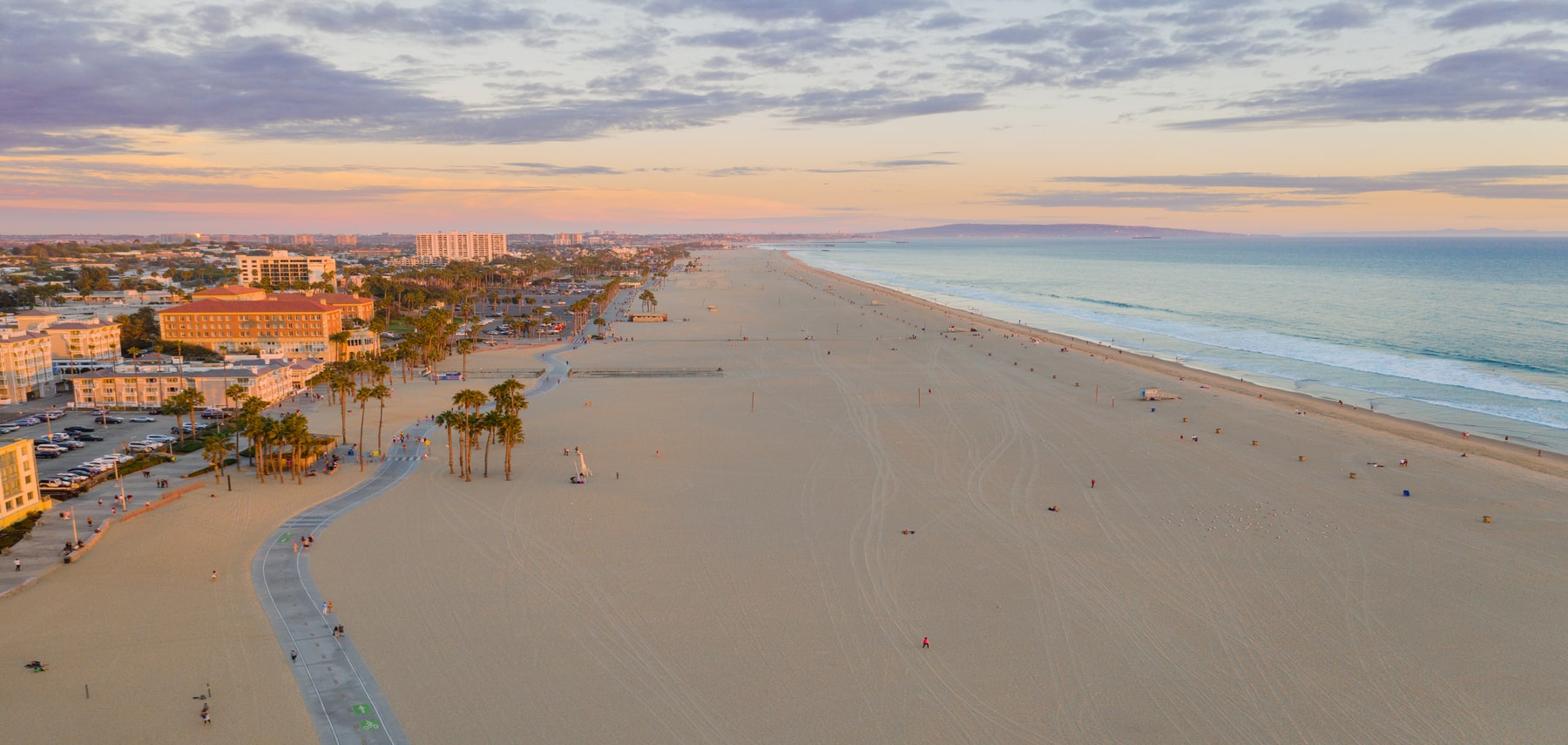 asenseofhuber_SantaMonica_1_Full (1800x855)
