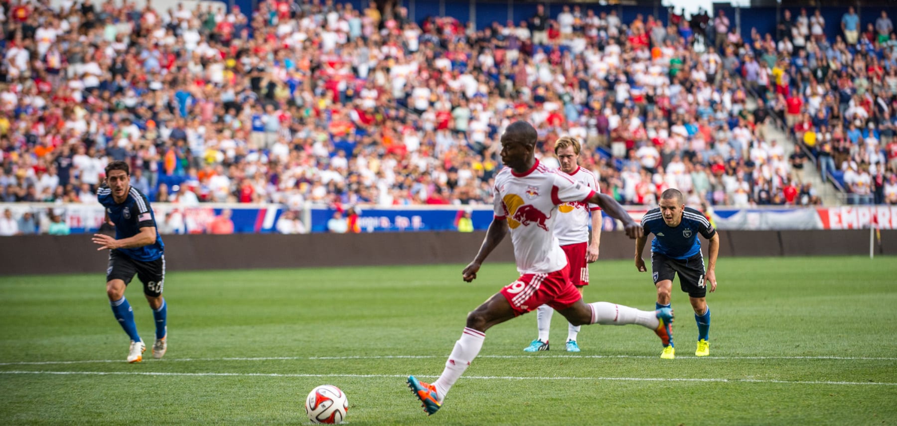 NYRB-New York Red Bulls Soccer Bradley-Wright-Phillips4 1800 855