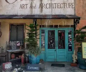 Image : Antique and Boutique Shopping in MidCity