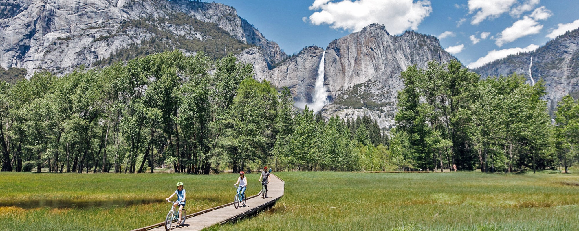 High Sierra 2000x800