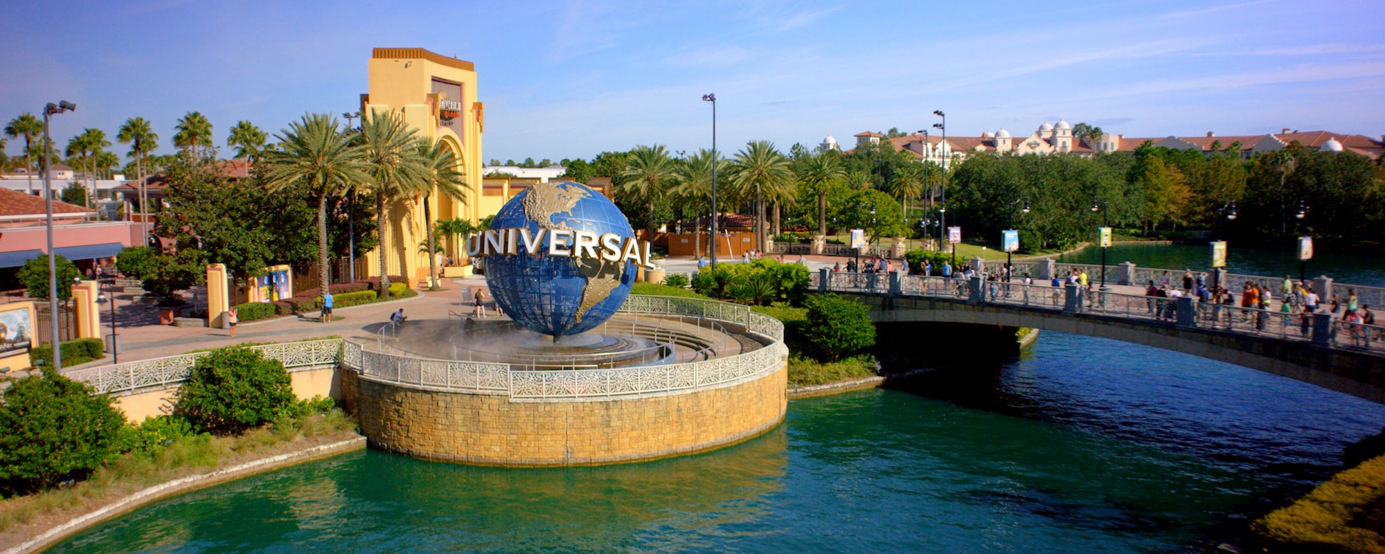 Universal2000x800